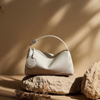 Gepolsterte Schultertasche mit Schulterriemen