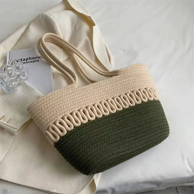 Damen Schultertasche mit großer Kapazität aus handgefertigtem Strickmaterial und Stroh
