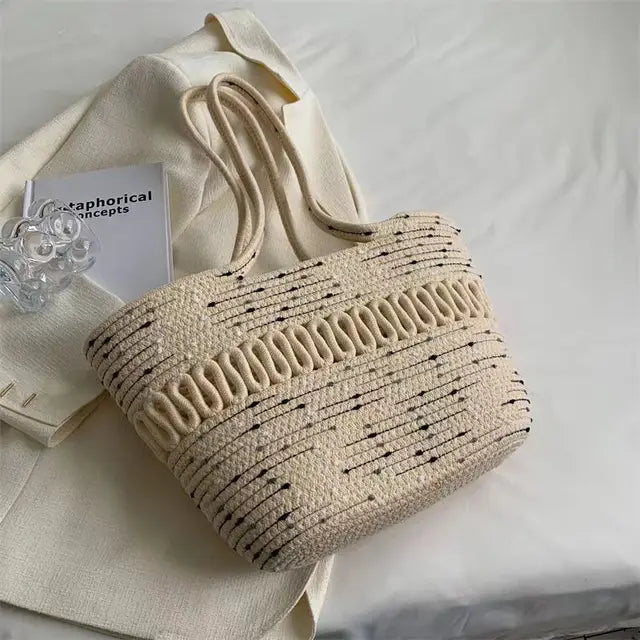 Damen Schultertasche mit großer Kapazität aus handgefertigtem Strickmaterial und Stroh