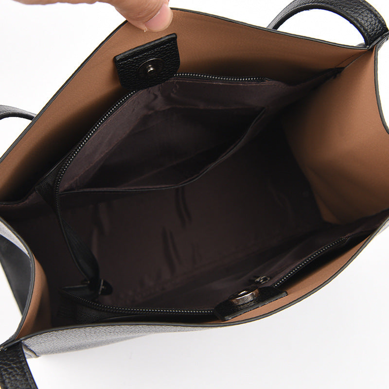 Lederstil-Schultertasche