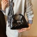 Damen Mini-Handtasche mit elegantem gestepptem Design und schickem Kettenverschluss
