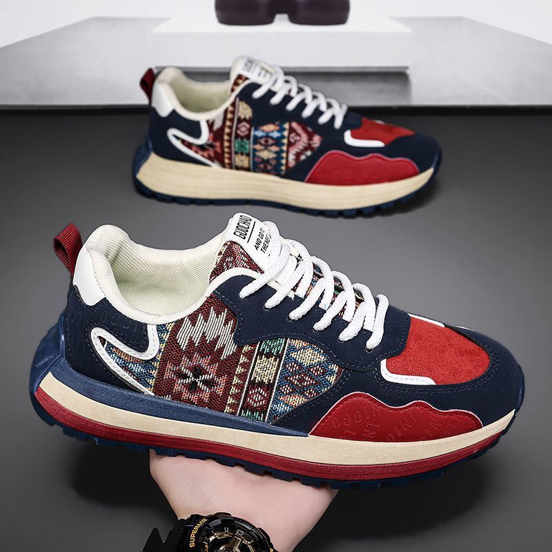 Damen Sportschuhe mit attraktivem ethnischem Design