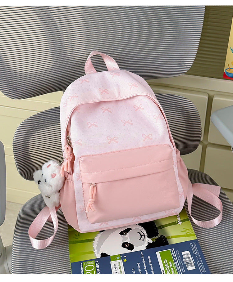 Verspielt gemusterter lässiger Schulrucksack