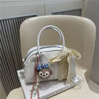Damen Mini-Handtasche mit verspieltem Tiermotiv und charmantem Anhänger