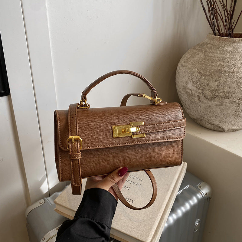 Damen Designer Schultertasche mit luxuriösem Kettenverschluss