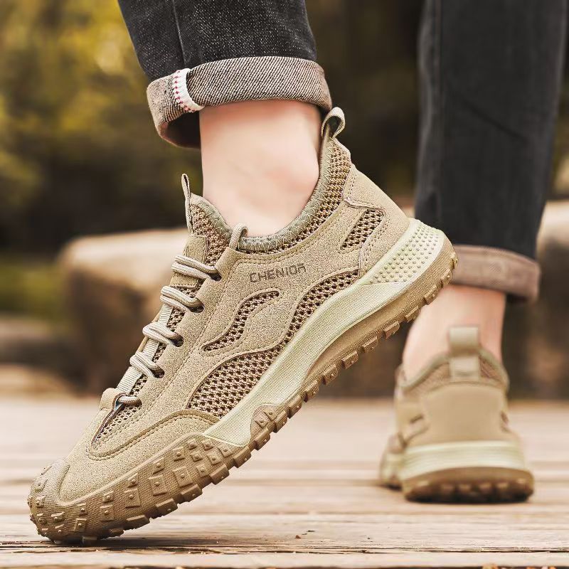 Frauen Sport Trail Sneakers mit rutschfester Sohle und atmungsaktiver Mesh-Konstruktion