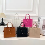 Damen elegante Handtasche im minimalistischen Design mit abnehmbarem Schulterriemen