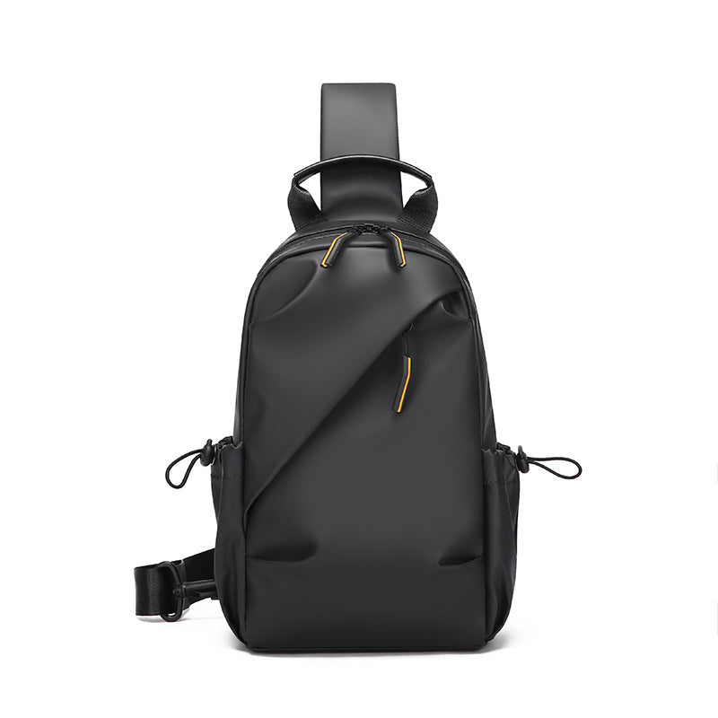 Sling-Rucksack mit flexibler Fächeraufteilung und wasserabweisendem Material