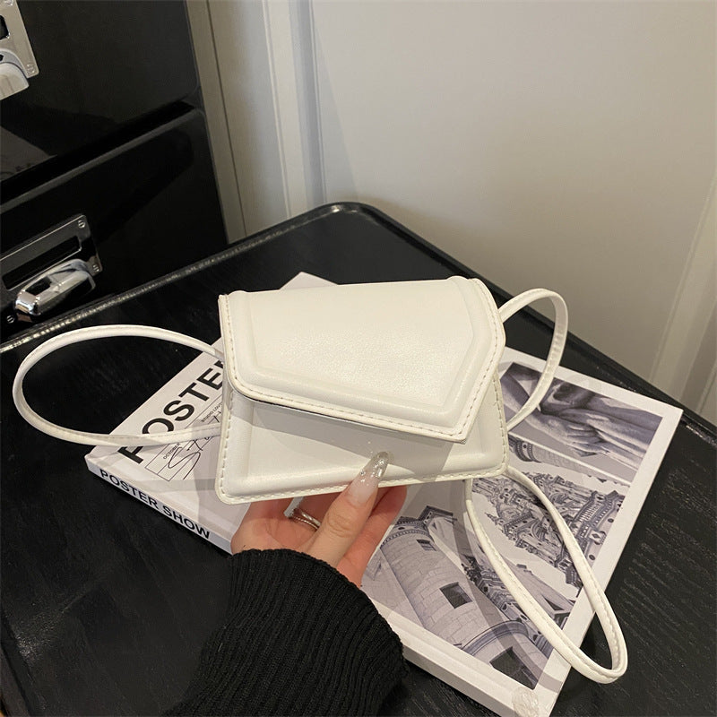 Damen Mini-Handtasche mit eleganter Verschlussmechanik