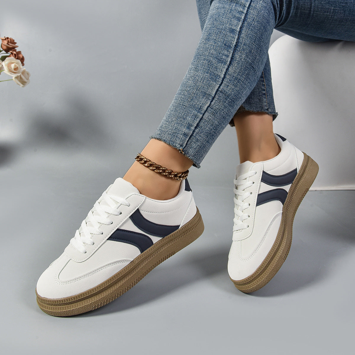 Damen Sport Sneakers mit anatomischer Dämpfung und klassischem Design