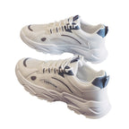 Damen Sportschuhe mit atmungsaktiven Mesh-Einsätzen und markanter Sohlenkonstruktion
