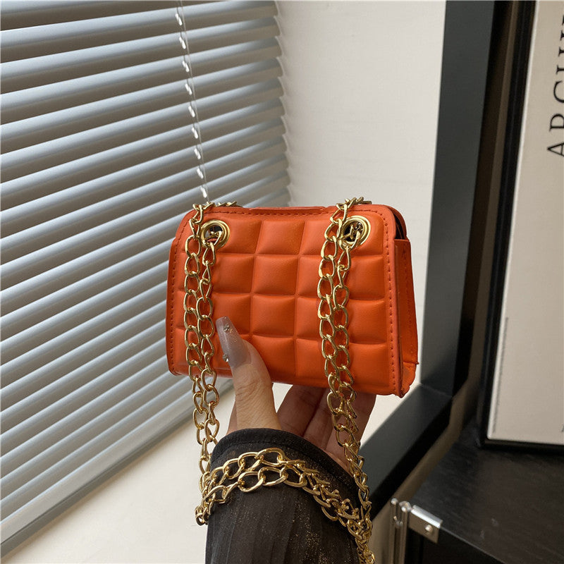 Hochwertige modische Mini-Handtasche für Damen mit exquisite Kettenakzenten