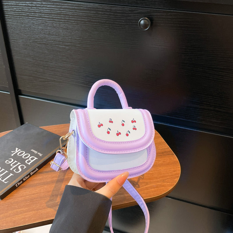 Damen Mini-Handtasche mit fröhlichem Kirschdesign und charmanten Anhängern