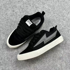 Damen Sportliche Sneakers mit futuristischen Akzenten und strapazierfähiger Laufsohle