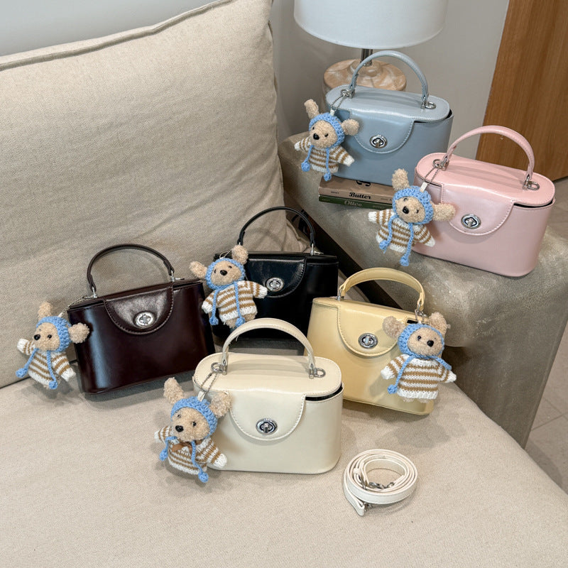 Damen Mini-Handtasche mit süßem Tier-Anhänger