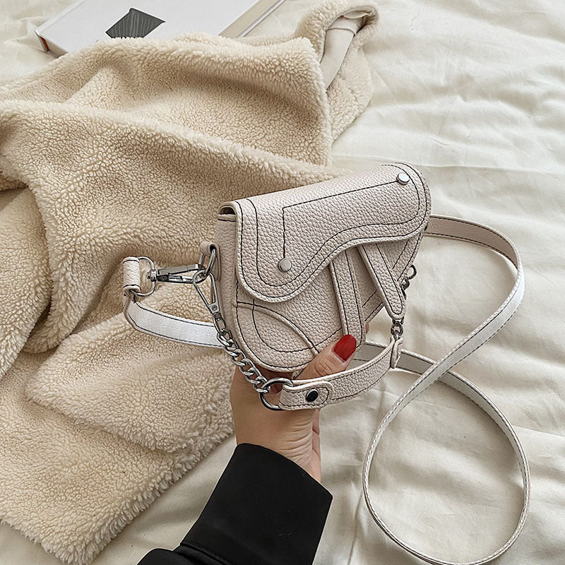 Damen Mini-Handtasche im modernen, strukturierten Design
