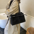 Damen Tote Bag aus hochwertigem synthetischem Leder mit elegantem Schultergurt