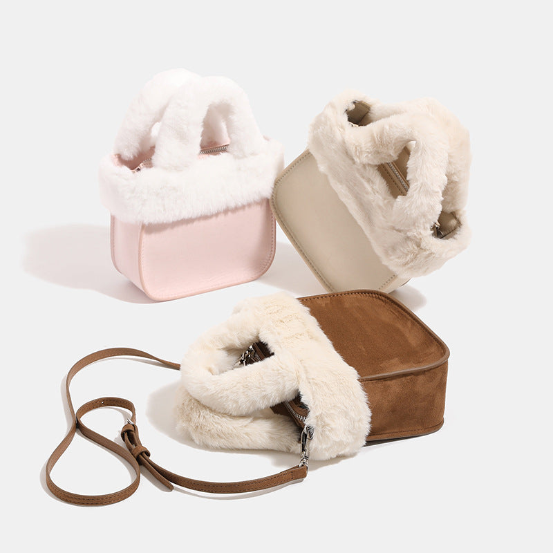 Damen Mini-Bag mit luxuriösem Kunstpelzkragen