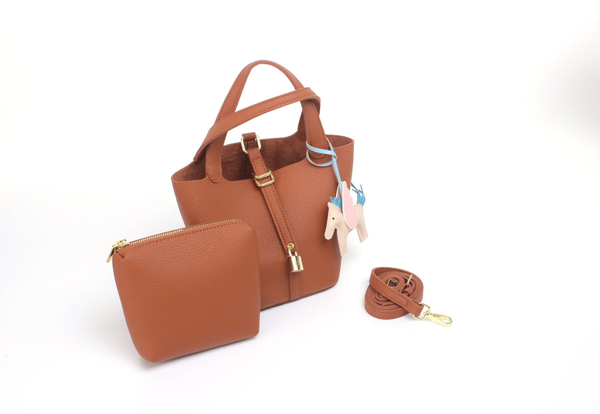 Damen Hobo-Tasche mit abnehmbarem Mini-Organizer und charmantem Tieranhänger
