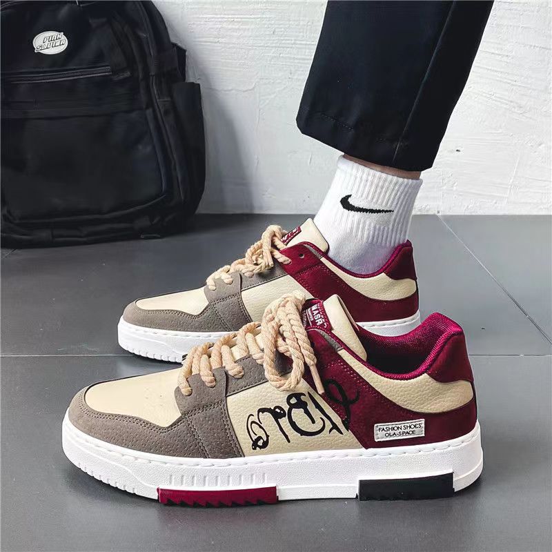 Mode Damen Schuhe für den Alltag mit bequemen Schnürsenkeln und einem originellen Design