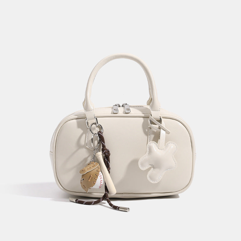 Damen Mini-Tasche mit einzigartigen Applikationen