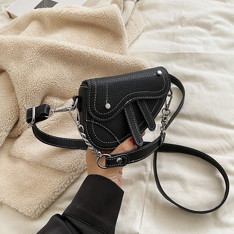 Damen Mini-Handtasche im modernen, strukturierten Design