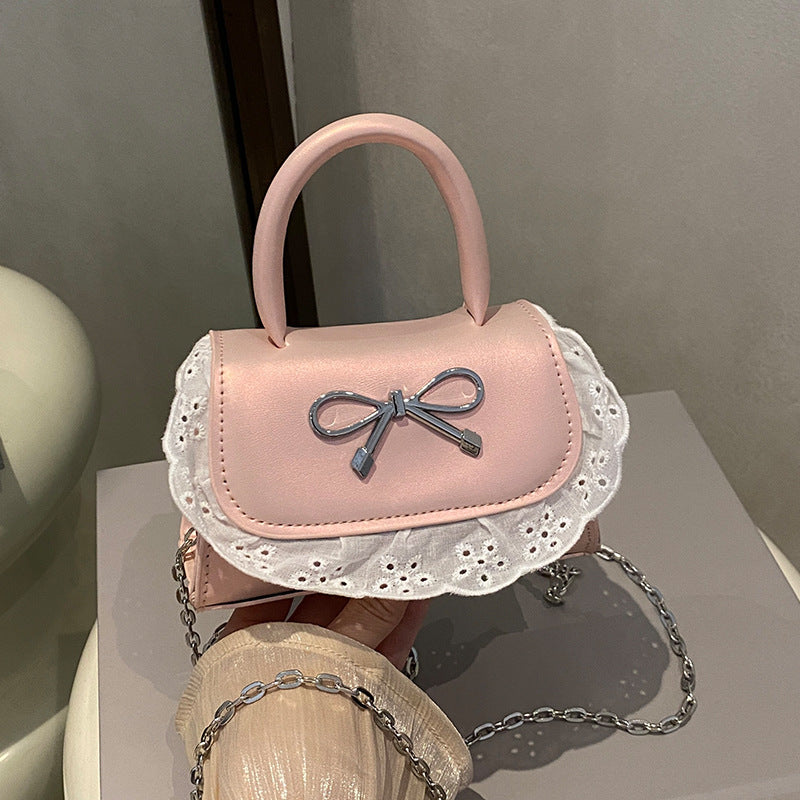 Damen Mini-Handtasche mit Rüschendetail