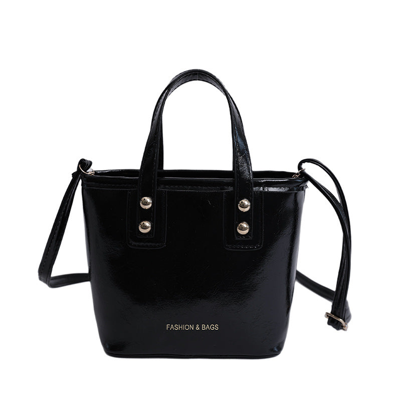 Damen Mini-Handtasche mit elegantem Tragegriff und praktischem Innenfach