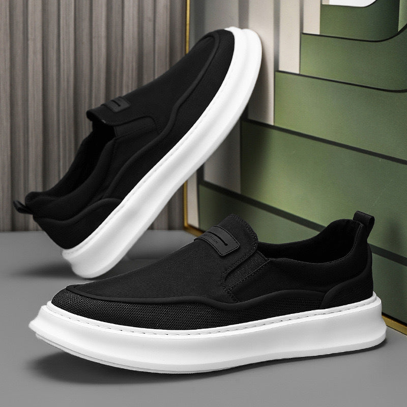 Damen Slip-On Sneaker mit atmungsaktivem Mesh-Obermaterial und gepolsterter Sohle