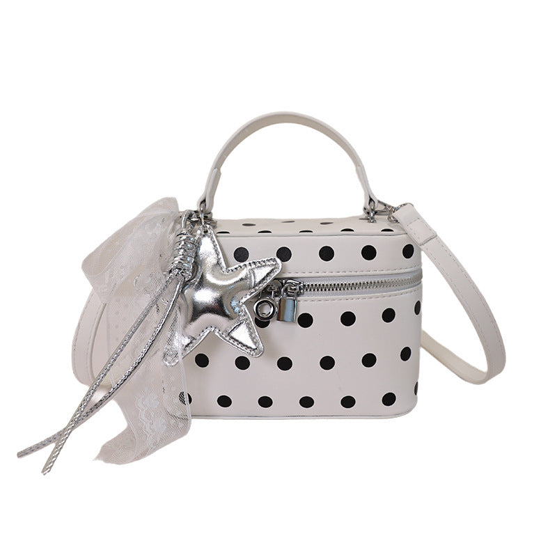 Damen Mini-Handtasche mit verspieltem Design und eleganten Akzenten