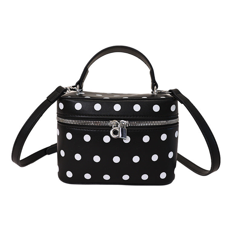 Damen Mini-Handtasche mit verspieltem Design und eleganten Akzenten