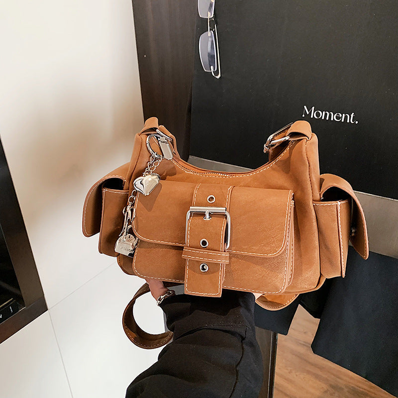 Damen Schultertasche im modernen Design mit praktischen Fächern