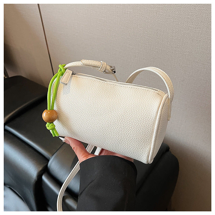 Damen Schultertasche aus hochwertigem synthetischem Leder mit buntem Kordelzug