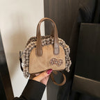Damen Mini Hobo Tasche mit verspieltem Rüschendesign
