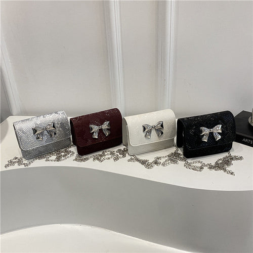 Damen Clutch mit verspielt gestaltetem Bow-Design
