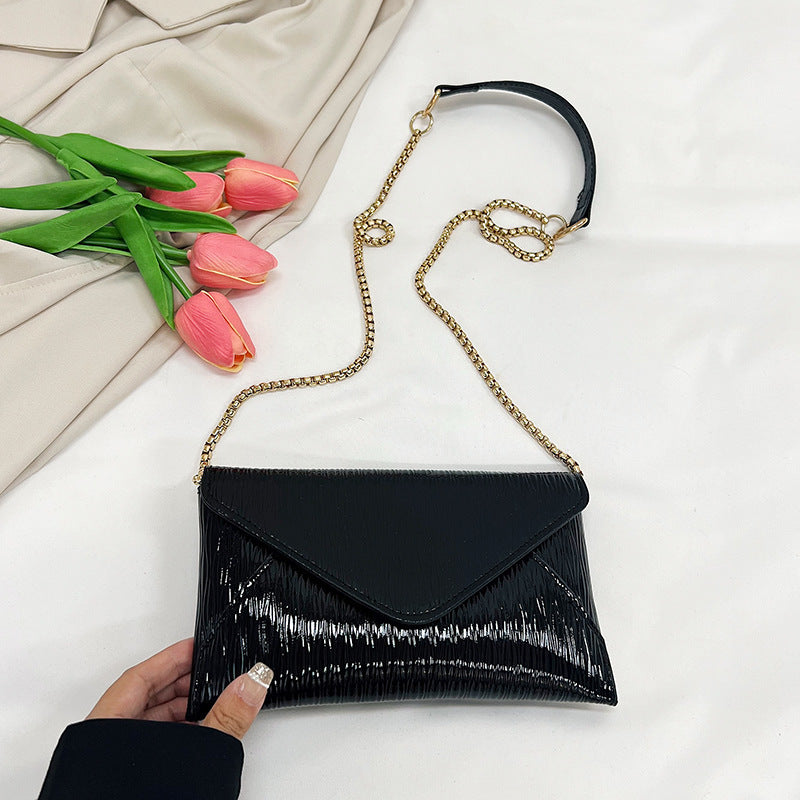 Damen elegante Clutch mit glänzendem Obermaterial