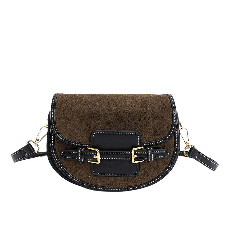 Damentasche aus hochwertigem Wildleder mit elegantem Kettenverschluss