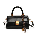 Damen elegante Handtasche mit goldenen Akzenten