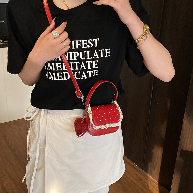 Damen Mini-Handtasche mit verspieltem Design und einzigartigen Details