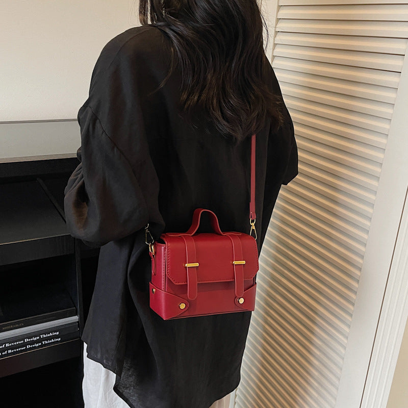 Damen Mini-Handtasche mit strukturiertem Design und abnehmbarem Schulterriemen