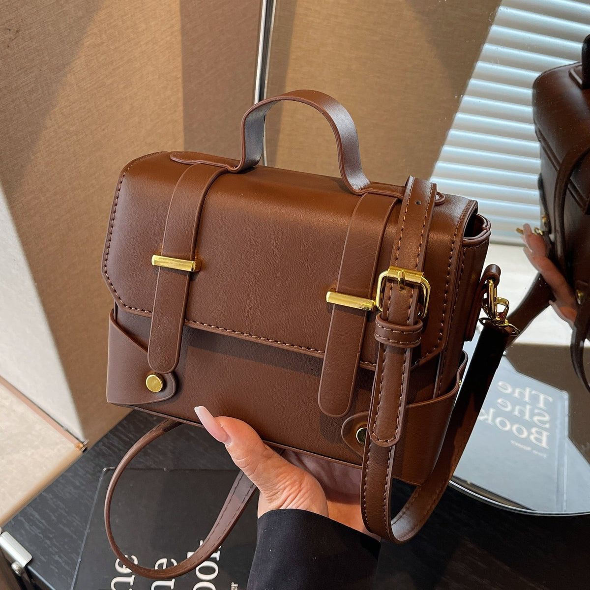 Damen Mini-Handtasche mit strukturiertem Design und abnehmbarem Schulterriemen