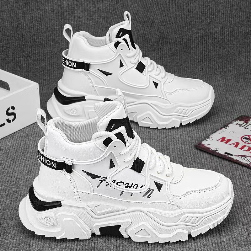 Stylische High-Top-Sportsneaker für Frauen mit einer trendigen Kappenzehe und rutschfester Sohle