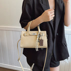 Damen elegante Minitasche mit abnehmbarem Anhänger