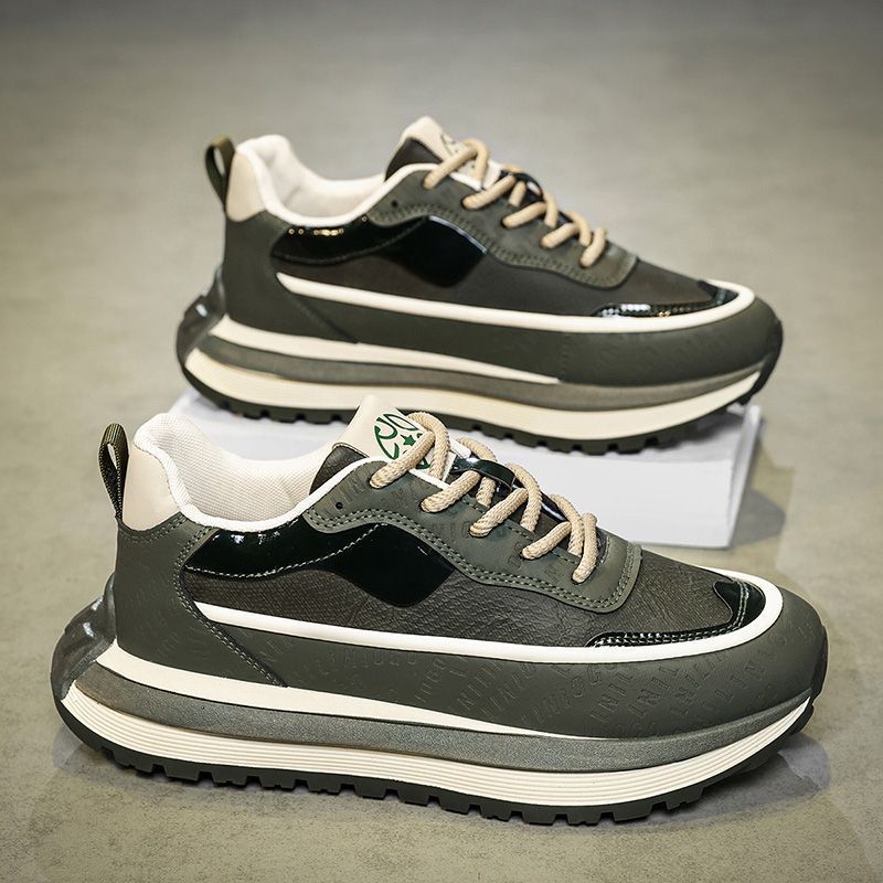 Sport Schuhe für Damen mit gepolsteter Profilsohle und modischen Akzenten