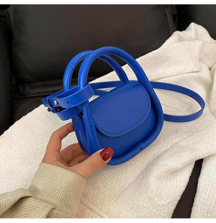 Damen Mini-Handtasche mit elegantem Kettenakzent
