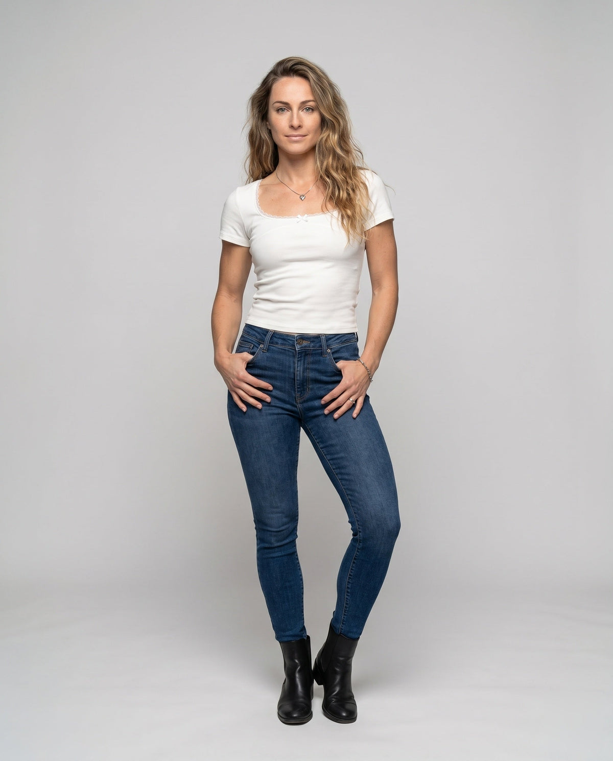 Product 15636507263306 - full_body_front