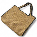 Strandtas aus Stroh gewebt