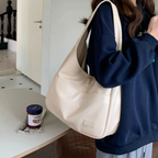 Minimalistische Schultertasche