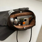 Große Wildleder Schultertasche, Damentasche für die Arbeit mit Bindungsdetail